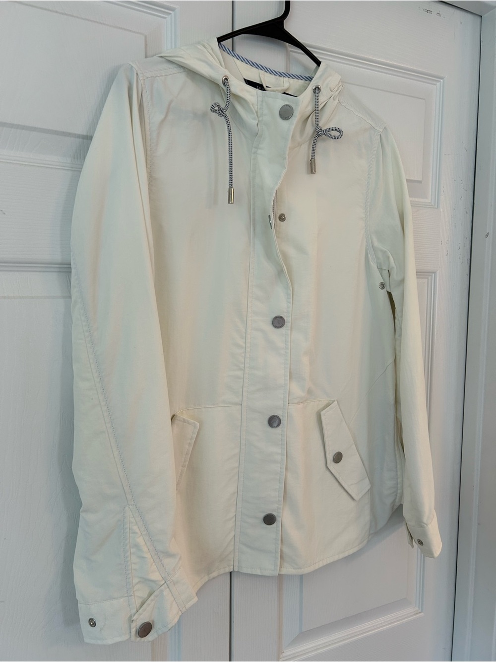 NWOT Tommy Hilfiger Women’s White Full Zip Snap Button Windbreaker Jacket Size S - Picture 9 of 14